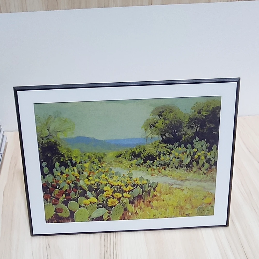Canvas 10.1 Insert: 10.1-inch insert sample, front view.